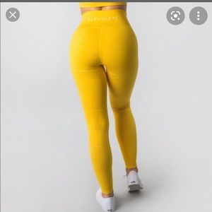 💥SOLD💥 Alphalete R6 Leggings